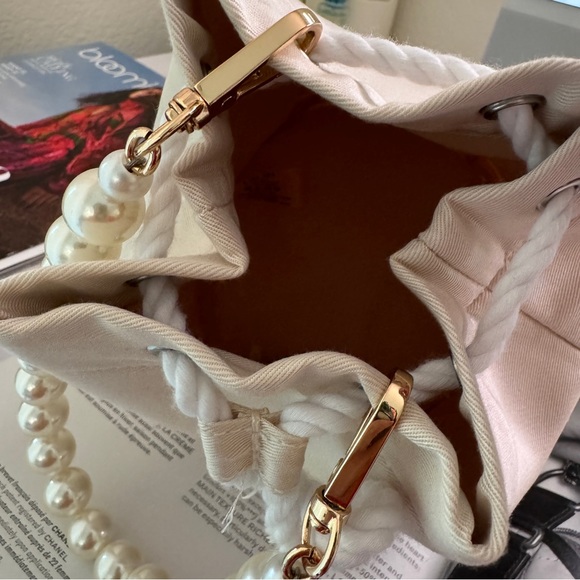 dior trousse pouch with Pearl strap - Picture 7 of 8